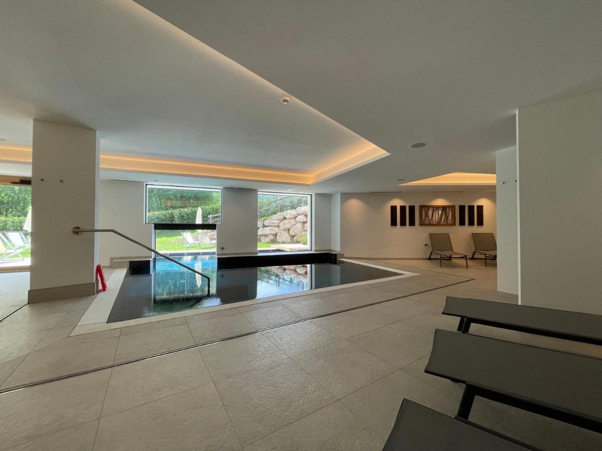 Hotel Miravalle Soraga Bagian luar foto