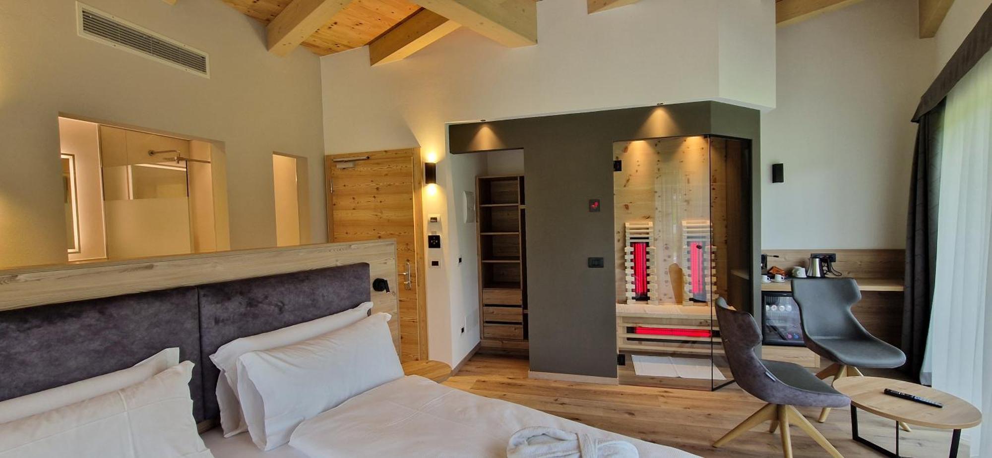 Hotel Miravalle Soraga Bagian luar foto